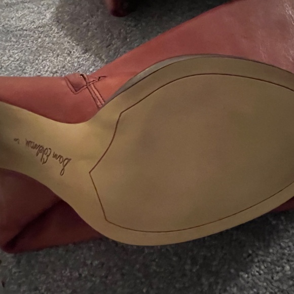 Boots - Picture 3 of 4